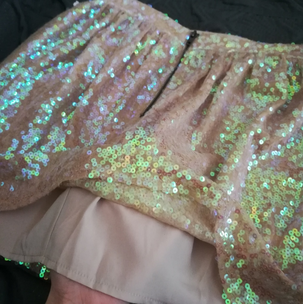 BCBG Nude Sequin Skirt - Picture 6 of 6